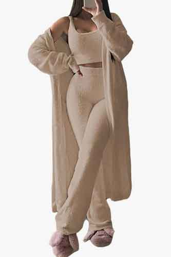 fall longeware - fall essentials - mindoverlatter