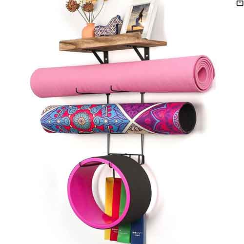 fall essentials - yoga - mindoverlatte.com